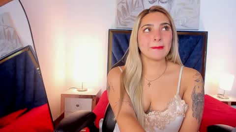catalina_osorio online show from 04.15.26