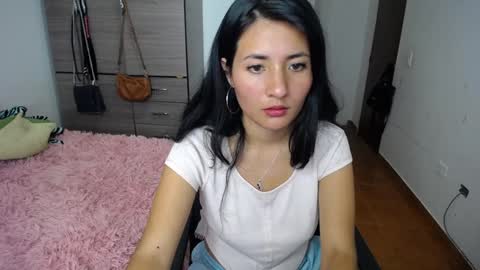 Snapshot of catalinahounn chatting on 02.02.25 catalinahounn online show from 02.02.25