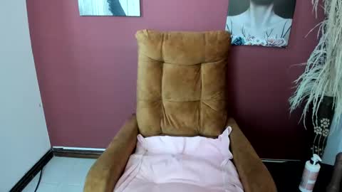    Catalina Scott   online show from 02.19.25