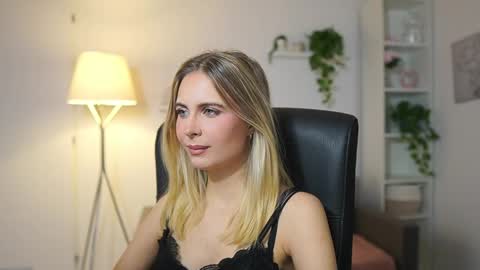 catecrago  online show from 12.05.25