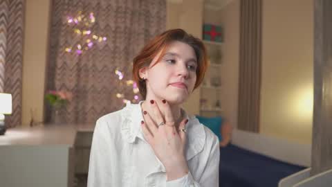 Snapshot of catherinegidden chatting on 02.17.26 Kate online show from 02.17.26