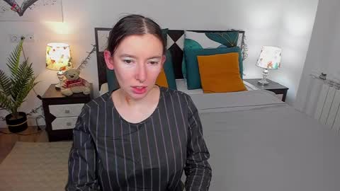 Catrin online show from 12.23.24