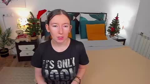 Catrin online show from 02.04.25