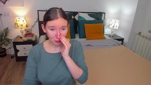 Catrin online show from 02.06.25