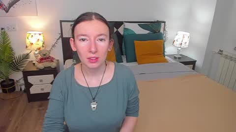 Catrin online show from 02.25.25