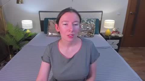 Snapshot of catherinewalls chatting on 07.19.26 Catrin online show from 07.19.26