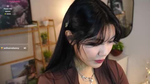 Lee online show from 09.08.25