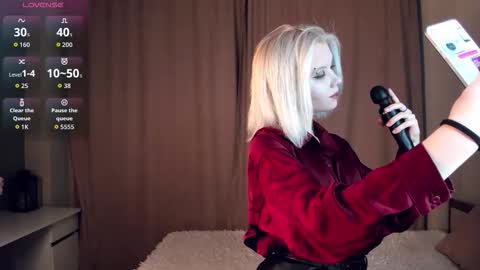 Mia online show from 03.20.26