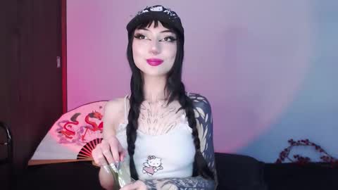 Snapshot of cati_petite chatting on 01.23.25 Cati help me reach my goal of 100 thumbs up again 3 online show from 01.23.25