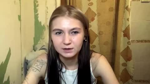 Lola online show from 10.29.25