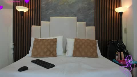 catiusca_reyes_03 online show from 03.15.26