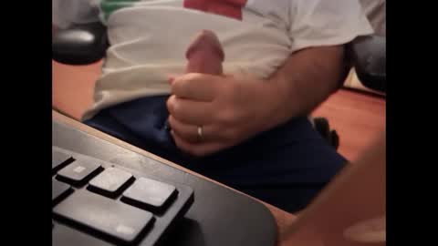 Snapshot of catmandoo21001 chatting on 09.12.25 catmandoo21001 online show from 09.12.25