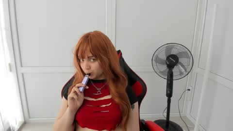 Snapshot of catrine_cute chatting on 06.18.26 Catrine online show from 06.18.26