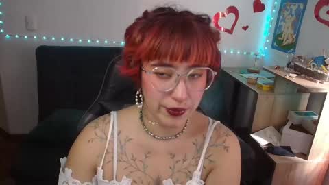 Snapshot of catsito chatting on 04.24.26 im MIA -Independent Model MY OF is catsito3 online show from 04.24.26