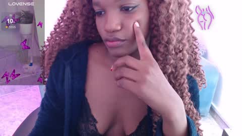 Snapshot of cattalheya chatting on 01.22.25 Catta online show from 01.22.25