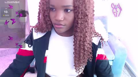 Snapshot of cattalheya chatting on 02.19.25 Catta online show from 02.19.25