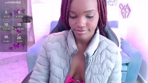 Snapshot of cattalheya chatting on 03.06.25 Catta online show from 03.06.25