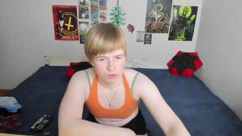 cattie_w_ online show from 04.09.26