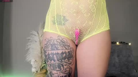    online show from 10.11.25