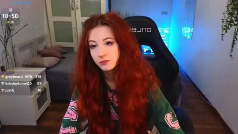 Snapshot of caty_cuddly chatting on 03.12.25 caty_cuddly online show from 03.12.25