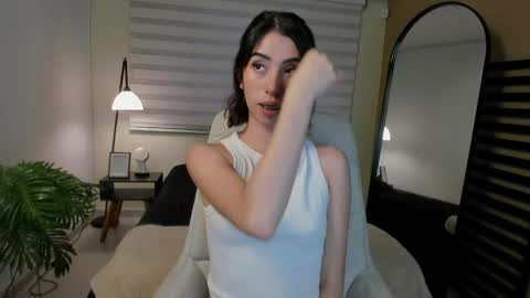 Caty  online show from 04.21.26