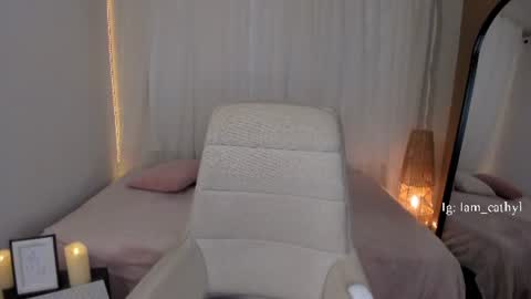 Snapshot of caty_loves chatting on 06.10.26 Caty online show from 06.10.26