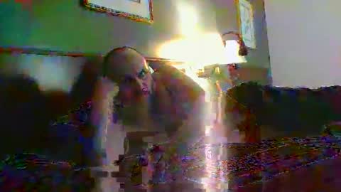 TheGoldenStroker222 online show from 12.18.25