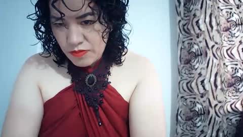 Snapshot of ccharlot chatting on 05.26.26 ccharlot online show from 05.26.26