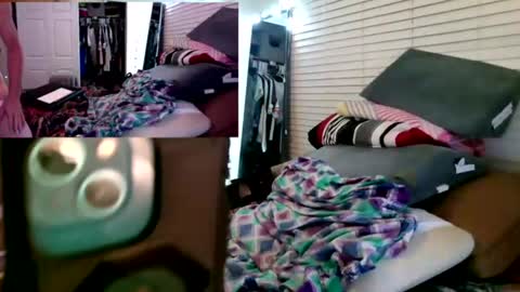 Allie North online show from 12.21.24