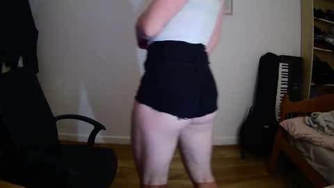 Snapshot of cdfordays chatting on 12.03.24 cdfordays online show from 12.03.24