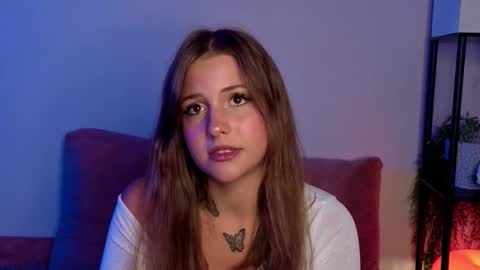 Snapshot of ceceliapidcock chatting on 11.10.25 Lina online show from 11.10.25