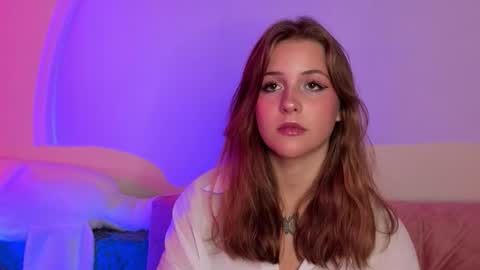 Snapshot of ceceliapidcock chatting on 11.13.25 Lina online show from 11.13.25