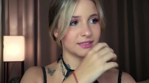 Lina  online show from 03.26.26