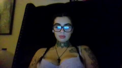 ceceluv27 online show from 12.20.25