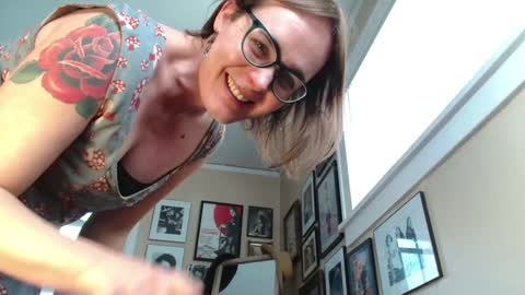 Snapshot of cecilysaintclaire chatting on 01.29.25 Cecily Saint Claire online show from 01.29.25