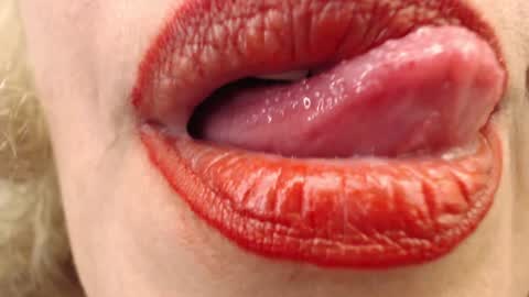 Snapshot of cecylya4u chatting on 01.19.25 cecylya4u online show from 01.19.25