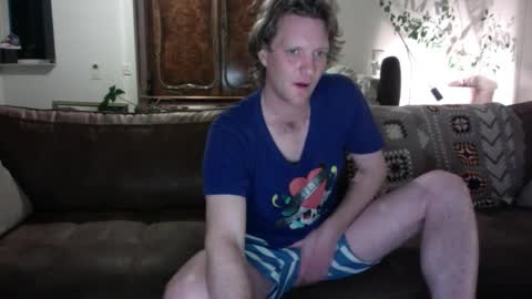 Snapshot of ceezeee chatting on 12.18.24 ceezeee online show from 12.18.24