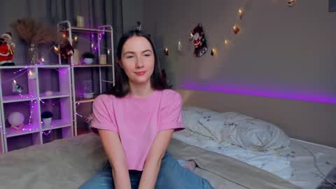 Josie Manesi online show from 12.27.24