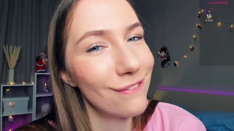 Josie Manesi online show from 01.30.25