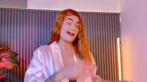 Snapshot of celesteprestigge chatting on 10.08.25 celesteprestigge online show from 10.08.25