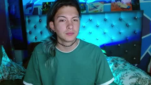 I am Valentinn online show from 12.15.25