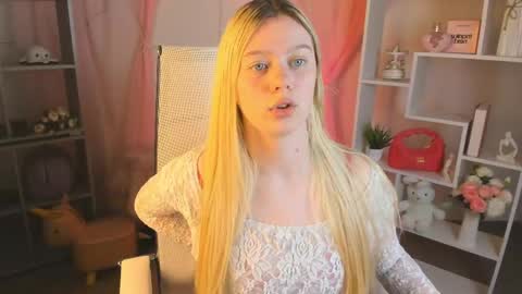 your cute kitty online show from 04.15.26