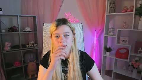 your cute kitty online show from 05.11.26