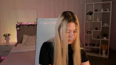 your cute kitty online show from 05.24.26