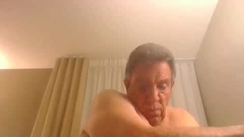 Snapshot of centaur629 chatting on 10.19.25 centaur629 online show from 10.19.25