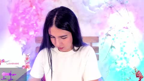 Hello guys my name is Sofi and Lizzie and  Vanessa online show from 02.17.25