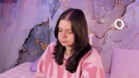 Hello guys my name is Sofi and Lizzie and  Vanessa online show from 02.14.26