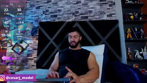 Snapshot of cesar_joness chatting on 02.14.25 Cesar jones online show from 02.14.25