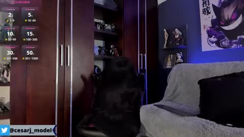 Snapshot of cesar_joness chatting on 11.29.25 Cesar jones online show from 11.29.25