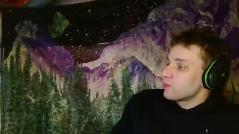 Snapshot of cguffey2284 chatting on 01.22.25 cguffey2284 online show from 01.22.25